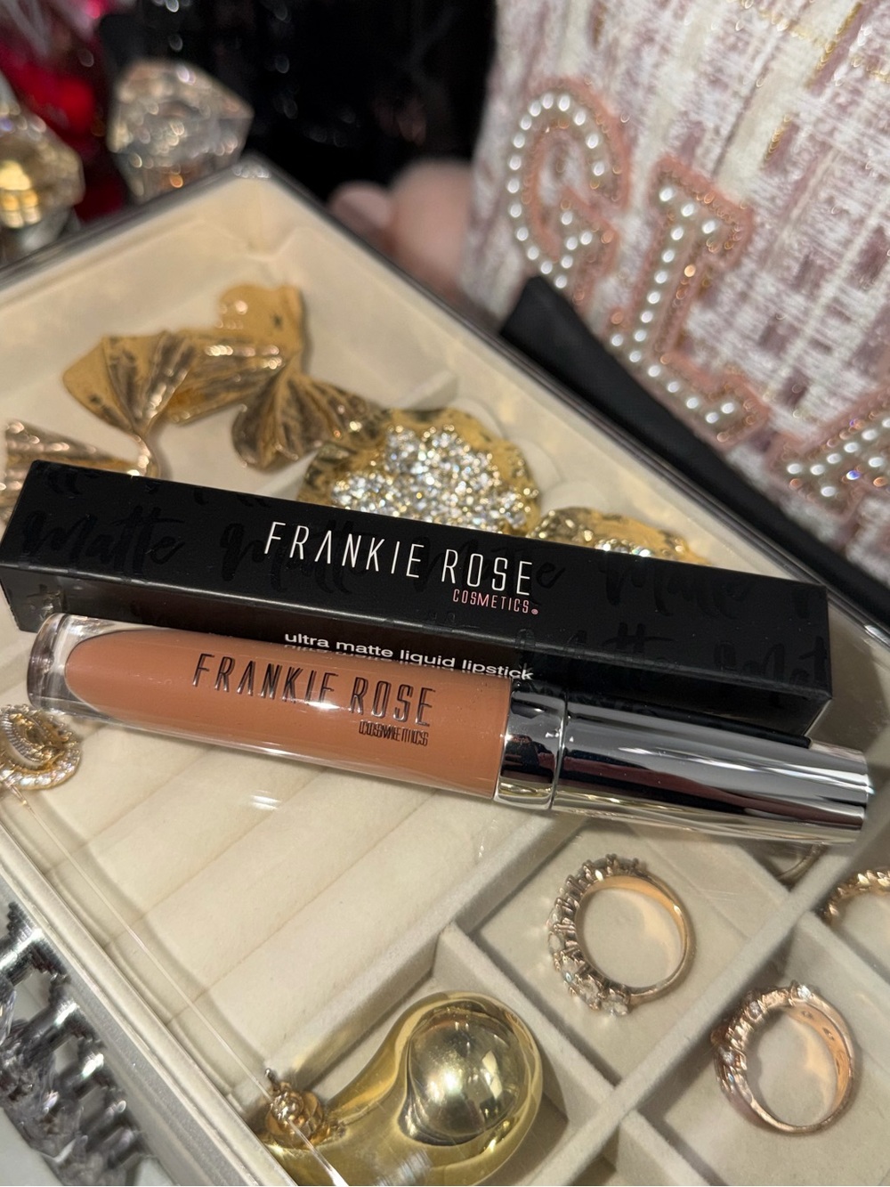 Frankie Rose Ultra Matte Liquid Lipstick in color Dreamy